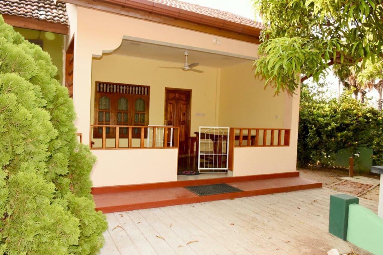 New Land Guest House 拜蒂克洛 外观 照片
